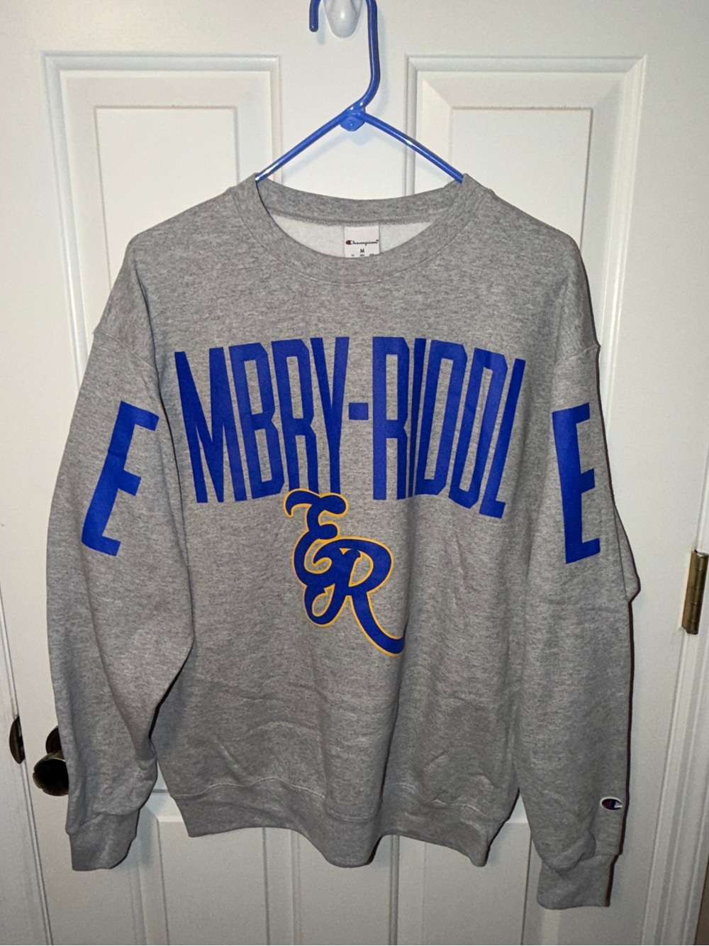 Embry Riddle NWT Crewneck Sweatshirt Size Medium Champion Brand